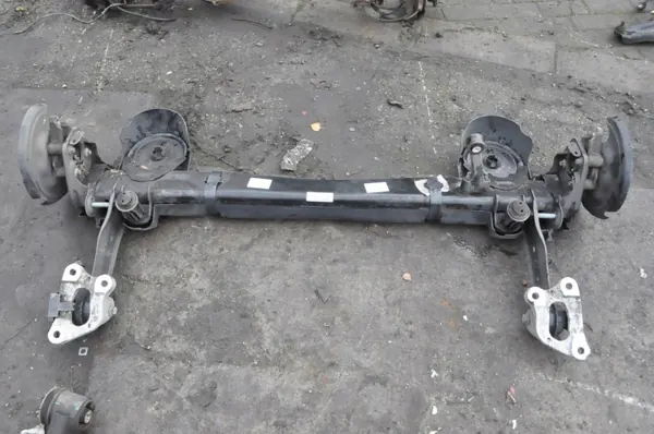 FIAT 600 takajousituspalkki OEM 267487 image 2