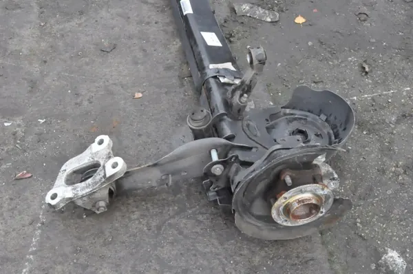 FIAT 600 takajousituspalkki OEM 267487 image 5