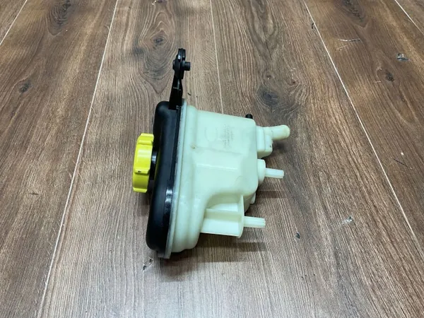 Uitzettank CPLA7H496CA voor Range Rover L405 image 5