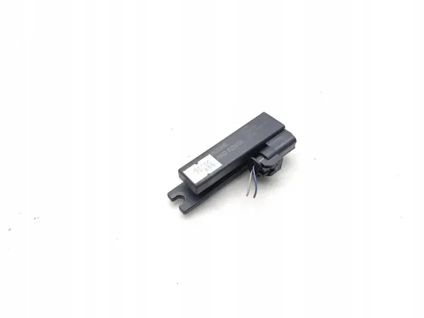 Land Rover OE AH42-15K603-AA Innenantenne image 3
