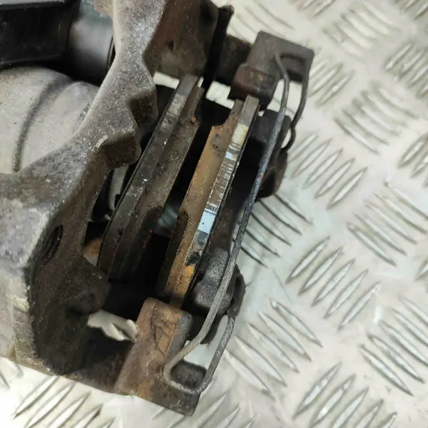 Takajarrusatula VW T-ROC (A11) 5Q0615424E image 6