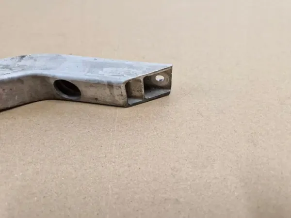 Support de Radiateur BMW Série 7 OEM 7583120 image 4