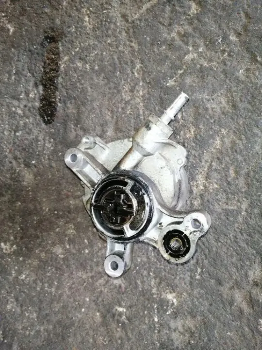 Vacuümpomp OEM 2004N voor Peugeot 407 SW 2.0L Diesel image 3