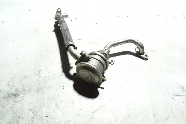 EGR-venttiili AUDI A4 (8EC, B7) 4.2L bensiini image 3