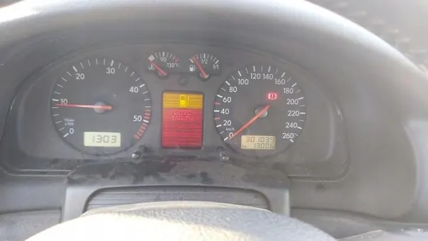 Öljypumppu OEM 06a115105 Volkswagen Passat 1.9L image 10