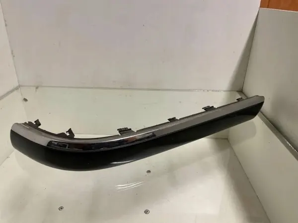 OEM 3B9807792C Oikea takapuskarin lista VW Passat B6 image 5