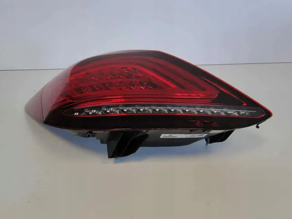 MERCEDES C KLASA W205 LINKER ACHTERLICHT AMG image 3