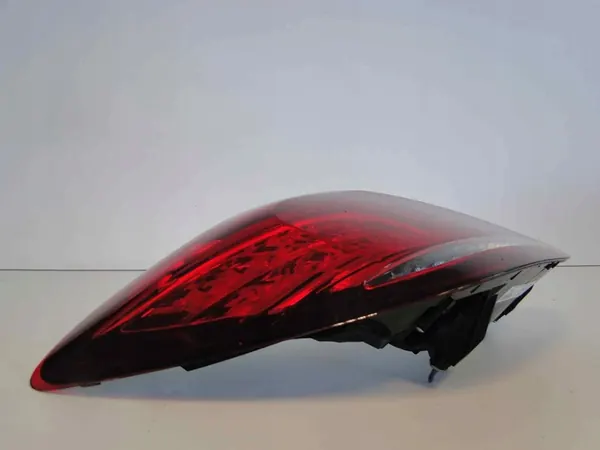 MERCEDES C KLASA W205 LINKER ACHTERLICHT AMG image 6