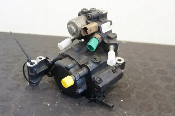 Brandstofpomp Nissan Note Renault 1.5 DCI 8200791749D image 3