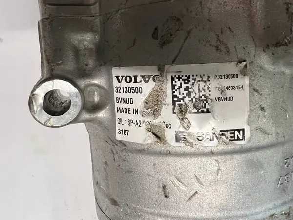 Ilmastointikompressori Volvo 32130500 image 2