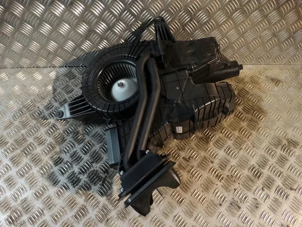 OEM A1678302404 bakvärmare för 7-sitsig Mercedes GLS image 2