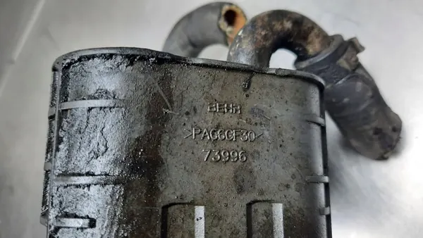 Enfriador de aceite Volvo XC90 I 8677973 image 5