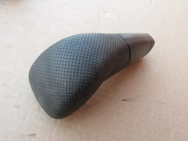 Pomo de cambio automático OEM Mitsubishi PAJERO III 2003r image 4