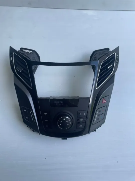 Panneau central OEM HYUNDAI I40 2016 avec climatisation image 2
