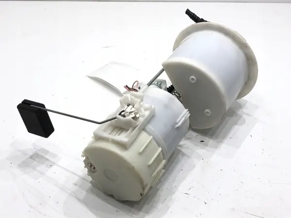 Brandstofpomp TOYOTA AYGO I 1.0 68PK 05-14 77240-0H010 image 2