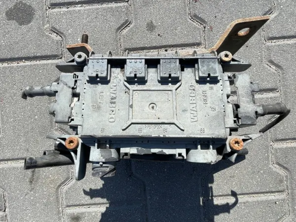 DAF CF85 2006-2013 Válvula Moduladora Frenos EBS OEM 331274 image 2