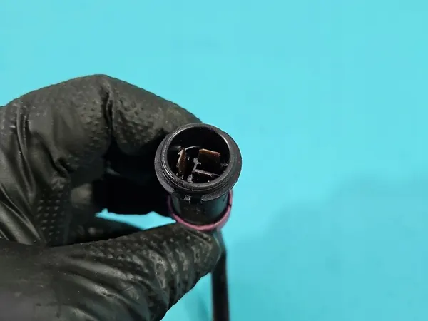 Weerstand Audi A8 D2 4A0820521A image 6