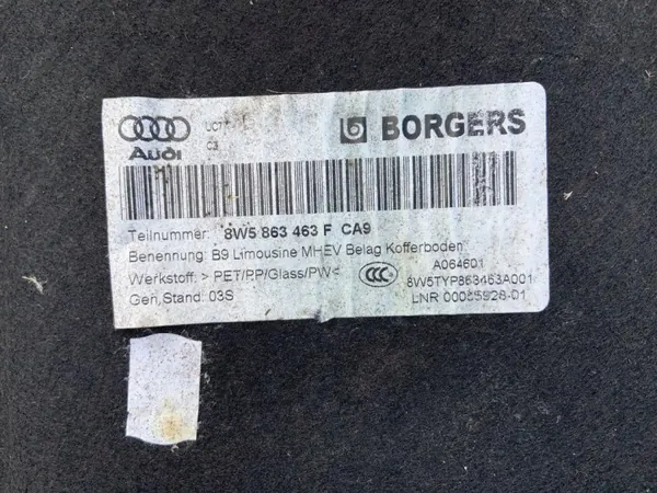 Audi A4 B9 Tavaratilan matto OEM 8W5863463F image 4
