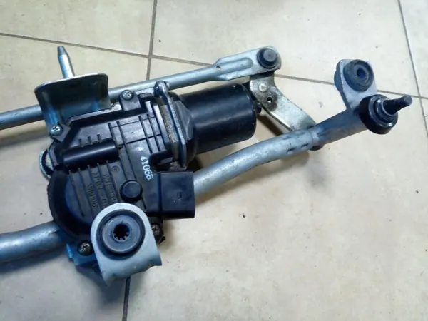 Pyyhkijämekanismi VW Tiguan 5N Golf VII OEM image 7