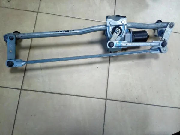 Pyyhkijämekanismi VW Tiguan 5N Golf VII OEM image 8