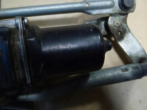 Pyyhkijämekanismi VW Tiguan 5N Golf VII OEM image 9