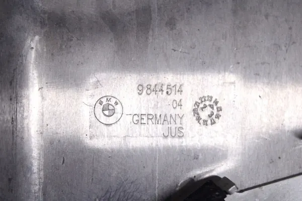 BMW XM G09 Couvercle d'isolation thermique 9844514 image 3