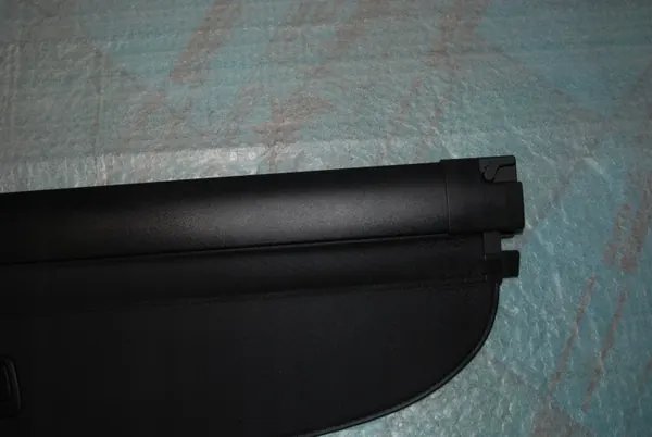 Audi Q8 4M8 Tavaratilan Rulla OEM 4M8863553 image 4