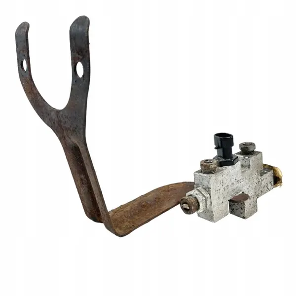 Jarruproportionalventtiili OEM 7GM078A GM:n SUV:ille image 4