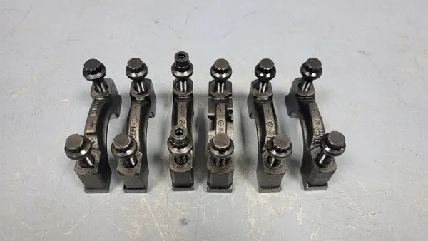 Conjunto de Suporte de Virabrequim Mercedes W124 2.5D image 1