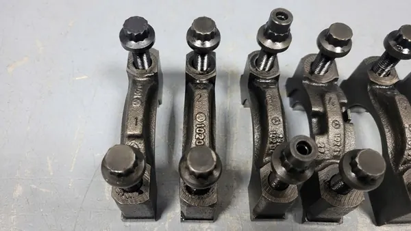 Conjunto de Suporte de Virabrequim Mercedes W124 2.5D image 2