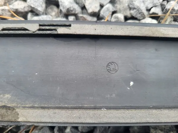 SKODA FABIA II Left Rear Door Trim 5J6853753 image 3