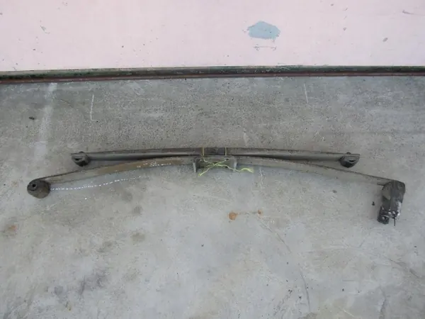 Mola de lâmina traseira VW LT40 OEM VW LT40 LT-40 2.4 TD 95R image 2