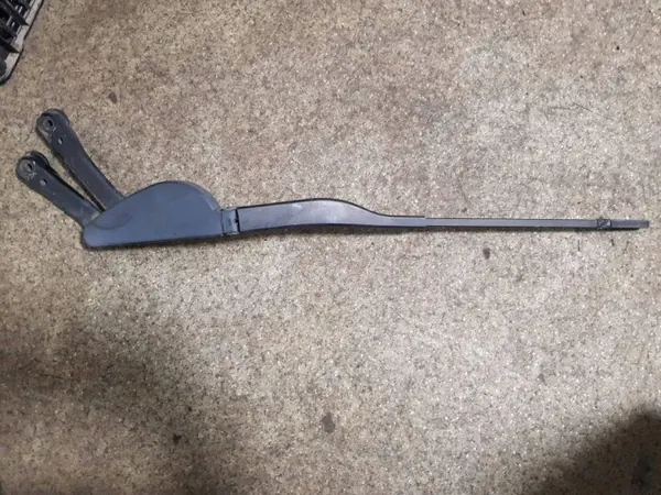 Balais d'essuie-glace avant BMW 7 E38 OEM 61618352020 image 2