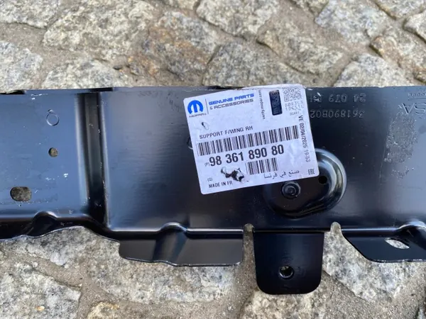Support d'aile droit Opel Mokka II B OEM 9836189080 image 3