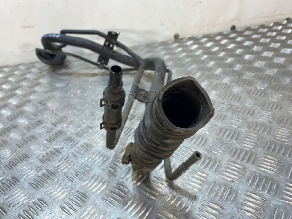 Tankdeckel Toyota Prius OEM FBZ25728 - Gebraucht image 3