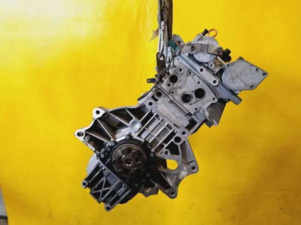 VW GOLF V PASSAT B6 1.6 FSI Moottori BLF OEM: 03C103358G image 5