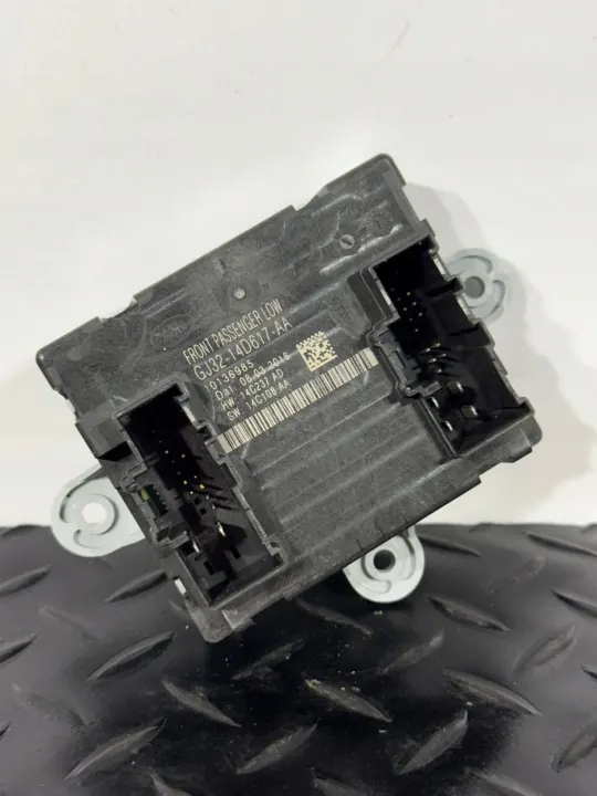 Module de contrôle porte Jaguar OEM GJ32-14D617-AA image 2