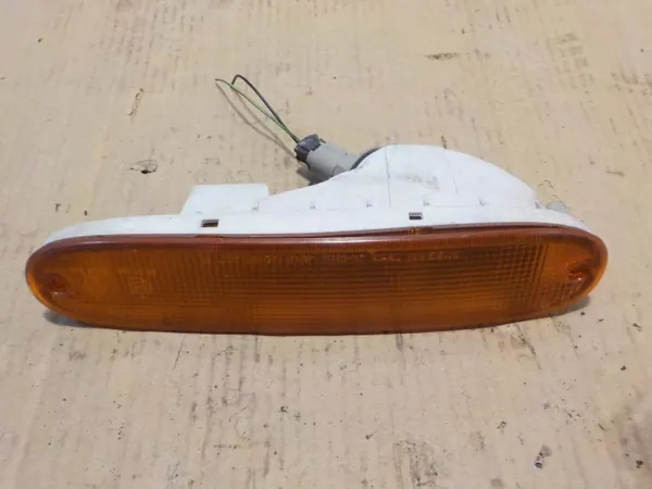 Clignotant droit OEM 210-63332 pour Nissan NX100 image 2