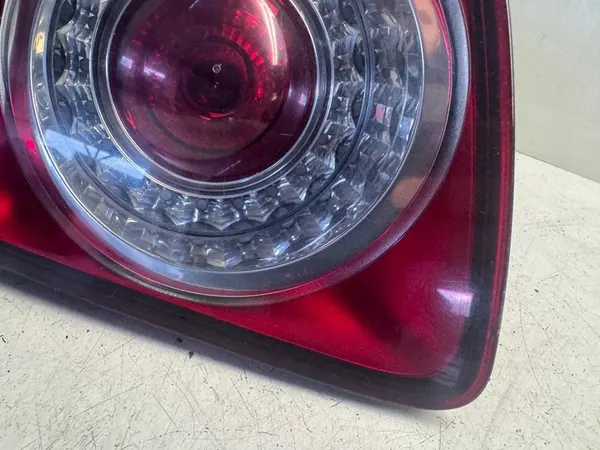 VW GOLF V PLUS LÁMPARA TRASERA IZQUIERDA 5M0945093J image 2