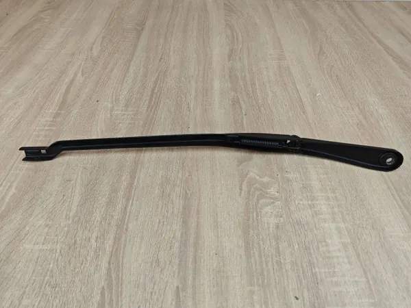 Brazo limpiaparabrisas derecho conductor OEM 9463866 BMW G30 G31 image 4