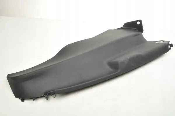 OEM 571867766 C-stolpskydd bak höger - Begagnad image 2