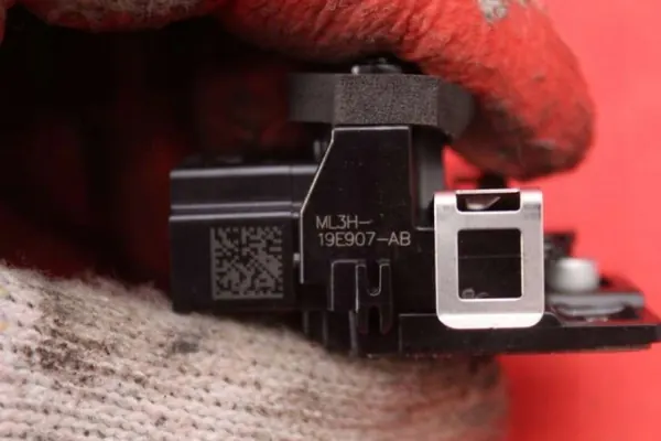 Innertemperatursensor ML3H-19E907-AB Ford Kuga image 8