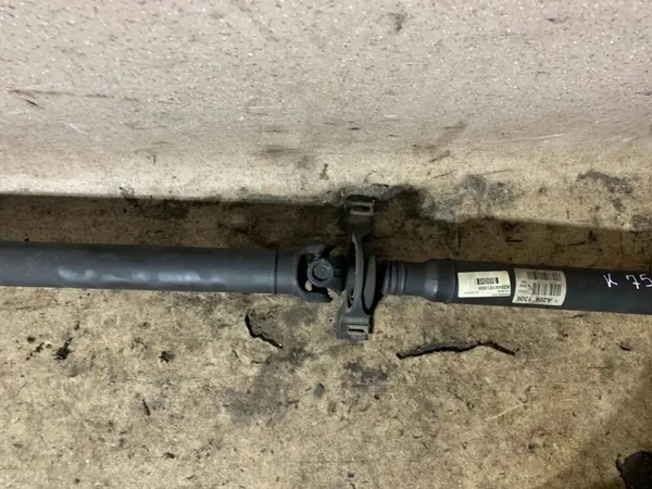Mercedes C W204 Drivaxel OEM A2044101306 image 3