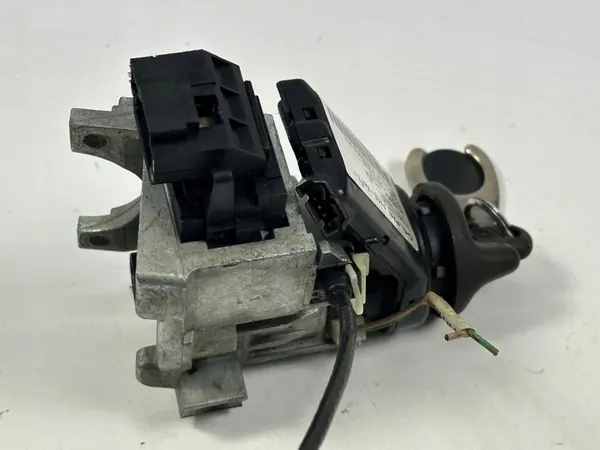 Module Immobilisateur OEM 10GM714A avec Clés image 10