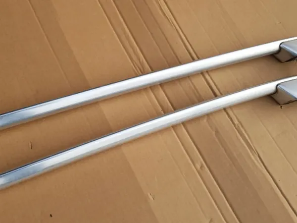 Kit de Barras de Teto OEM para VW Touran I 2003-2015 image 10