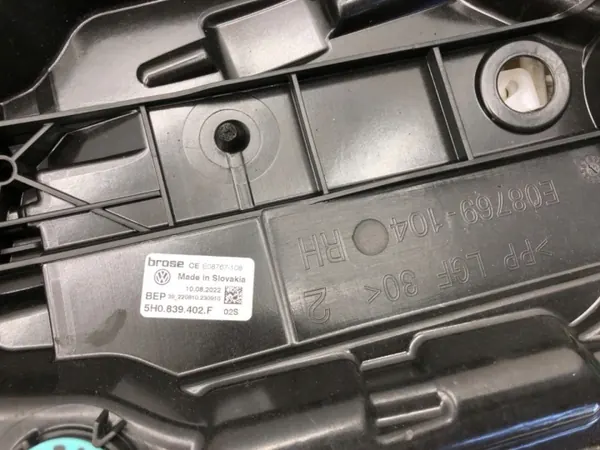 OEM 5H0839402F Höger Bakrutsregulator VW Golf VIII image 4