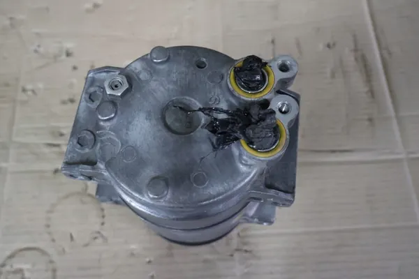 VOLVO S60 S80 V70 2.4D5 Ilmastointikompressori image 3