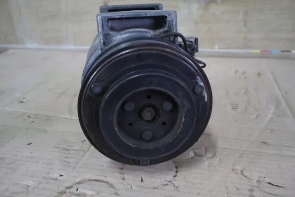 VOLVO S60 S80 V70 2.4D5 Ilmastointikompressori image 5