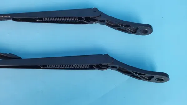 Jeu de Bras d'Essuie-Glace OEM 608000183AAA Chery Omoda 5 image 8