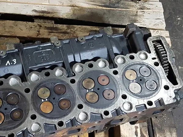 Tête de moteur MAN TGX TGS 440-500 CV Euro 6 image 6